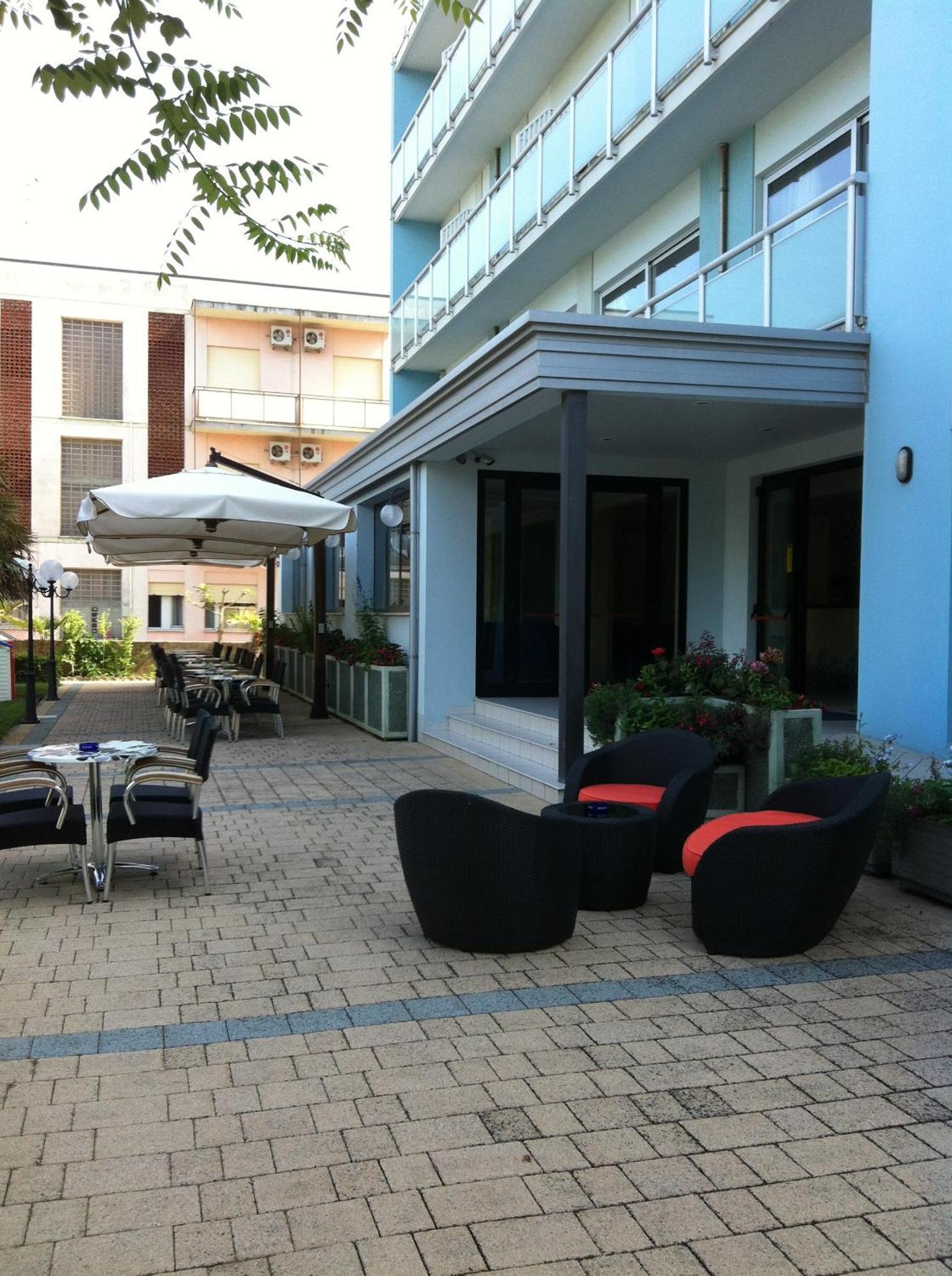 Hotel Massimo Cervia Buitenkant foto