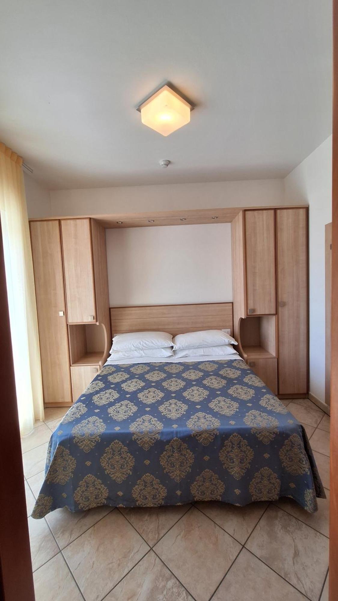 Hotel Massimo Cervia Buitenkant foto