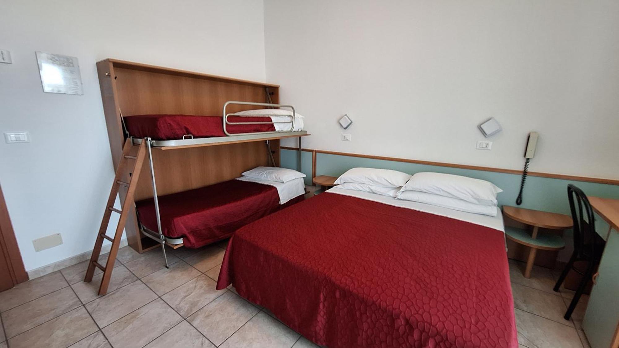 Hotel Massimo Cervia Buitenkant foto